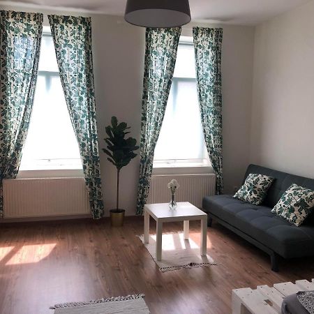 גיור L&R Apartment מראה חיצוני תמונה